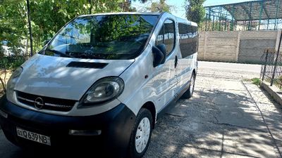 Opel vivaro SROCHNA