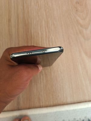 Redmi k40 pro zapchastga ham ishlatsa ham boladi