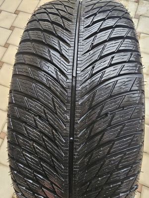 Michelin pilot alpin 5 235/45/18