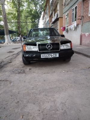 Mercedes Benz w 124