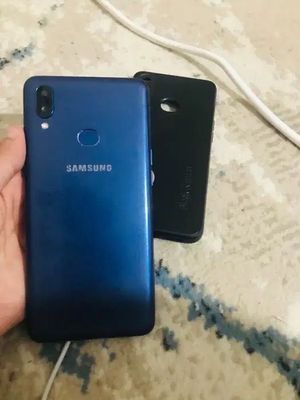 Samsung a10s blue
