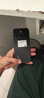 Honor X8c. Ideal