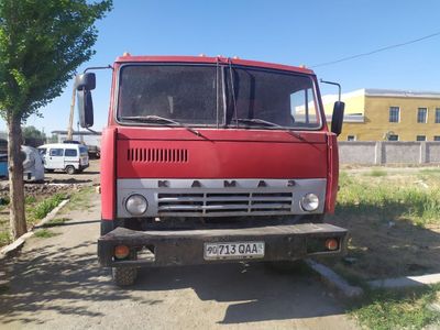 Kamaz 1989 yil dizel.