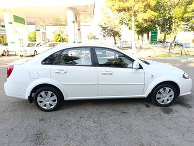 Jentra mexanika stayl ABC lik sotiladi.