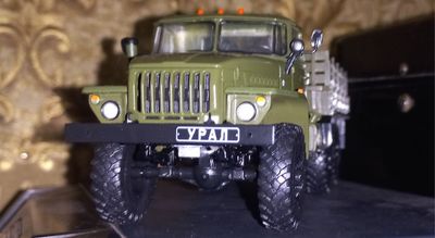 Ural model 1:43