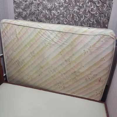 отдам матрас от арабской кровати