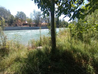 Ui sotiladi 20 sotik