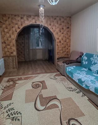 Мегапланет Юнсобод Шахристон метро ёнида квартира
