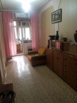 2-комнатная , 350 Абай корзинка, аллея