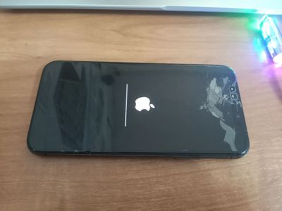 iPhone X sotiladi