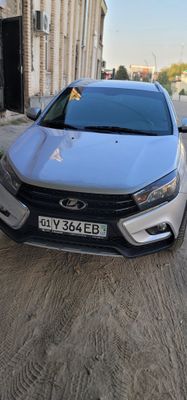 lada vesta cross srochna