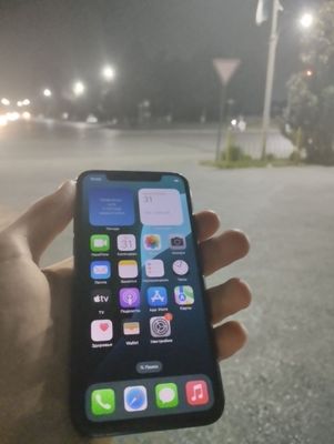 iPhone 11 pro ochilmagan