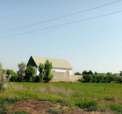 Уй сотилади 6.сутих янги курилган хама шаройтлари бор