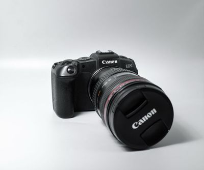Canon RP в отличном состоянии