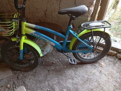 Продаются старые вещи