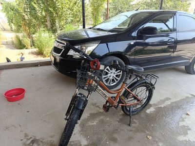 Velosipet sotiladi.