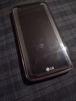 Продам Телефон LG k 8