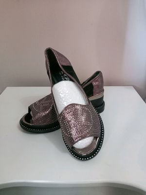 аёллар поябзали
