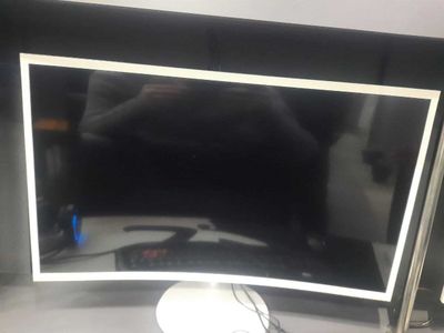 Arzon Monitorlar Samsung 32" va Immer 27"