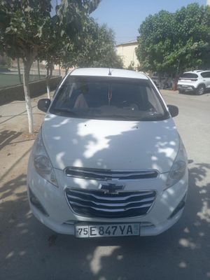 Chevrolet Spark 1 pozitsiya (2014)