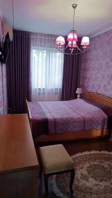 Сдаётся 2 комнатная квартира в центре