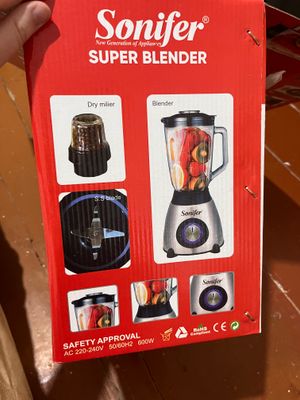 Blender sotiladi yangi umuman ishlatilmagan