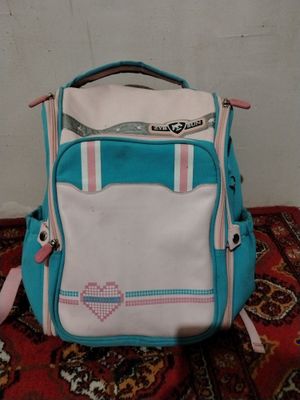Qizlar sumkasi XIBEI Xitoy firmasinarxi % kami bor.