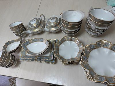 Сервис Мадонна на 12персон все новое
