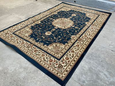 Продам ковёр б/у
