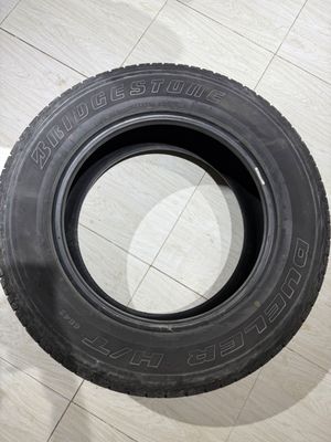 Продаю комплект шин Bridgestone Dueler H/T 265/60 R18