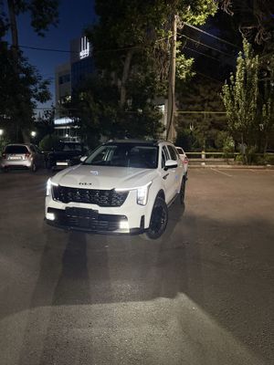 KIA Sorento 2025 года. Пробег 6.000 км. Новая.