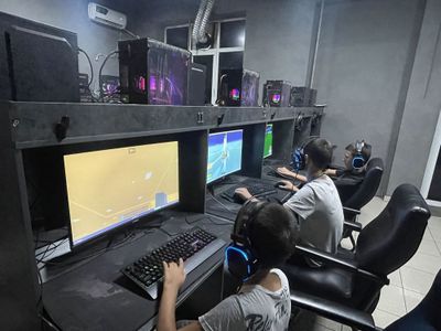 Kompyuter 10ta sotiladi