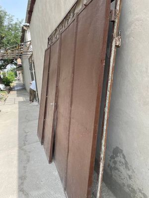 Darvoza sotiladi. Kere bosa tel qlila. Butun ishlatsa boladi.