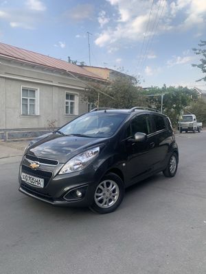 Spark 4 pozitsiya avtomat sotiladi
