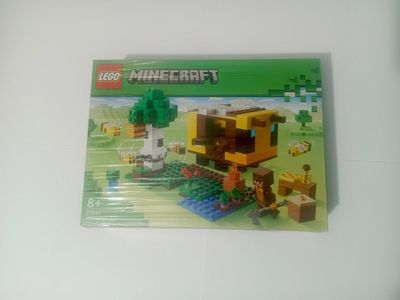 LEGO «Minecraft» - 21241 "The Bee Cottage"