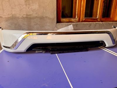 Toyota Land Cruiser 200 Spoiler