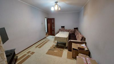 Квартира 2 хонали аэропорт якинида жойлашган