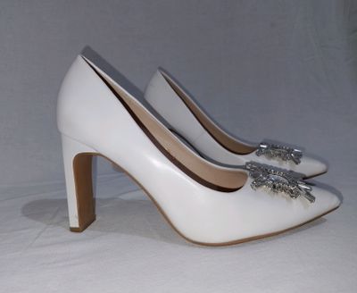 VOGUE SHOES