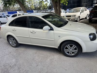 Lasetti 2010 yil 315000 yurgan holati yahshi