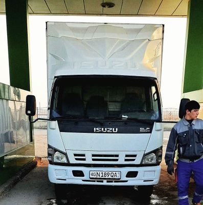 Isuzu 2009 yil sotiladi