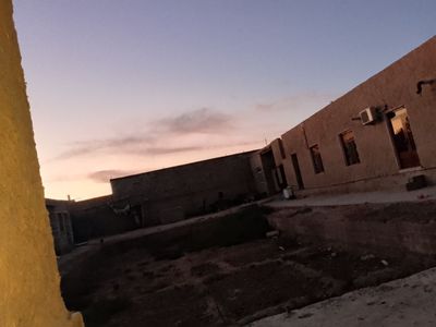 Ховли 9 сотих янги сув газ свет бор атрофи уралган