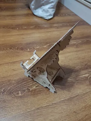 Устойчивая подставка для телефона ,планшета и маленьких книг