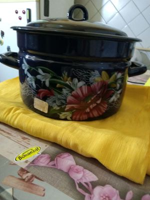 новая кастрюля