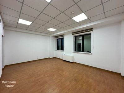 Просторный кабинет • 40 м² • ул. Садыка Азимова / м. Ойбек