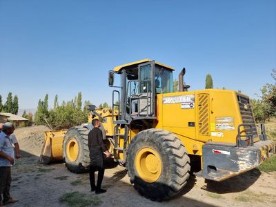 ПОГРУЗЧИК 3 КБ Сотилади Фаргона шахар