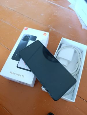 Redmi note 12 8+4/128 g