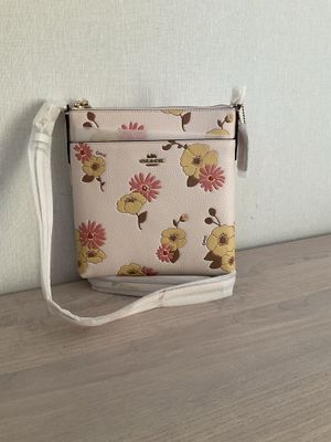 Новые сумочки кросбоди coach