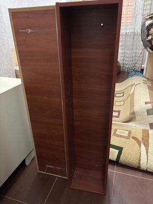 настенные коричневые полки