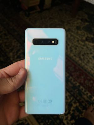 Samsung Galaxy S10 128 ГБ / 8 ГБ — Отличное состояние, хороший экран