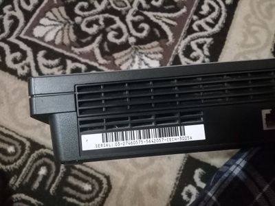 Ps3 sotiladi holati yaxshi karobka bor arginal joʻstik 2ta